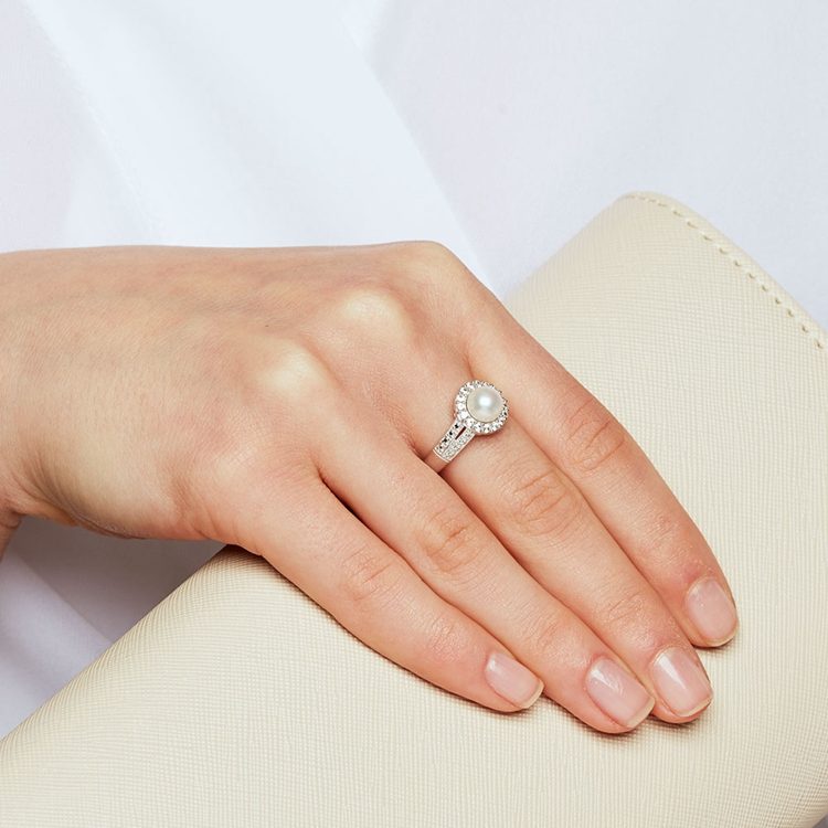 Anillo de plata esterlina imágenes de joyería de perlas