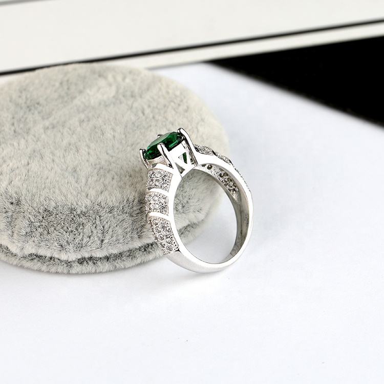 Anillo de joyería de alta gama