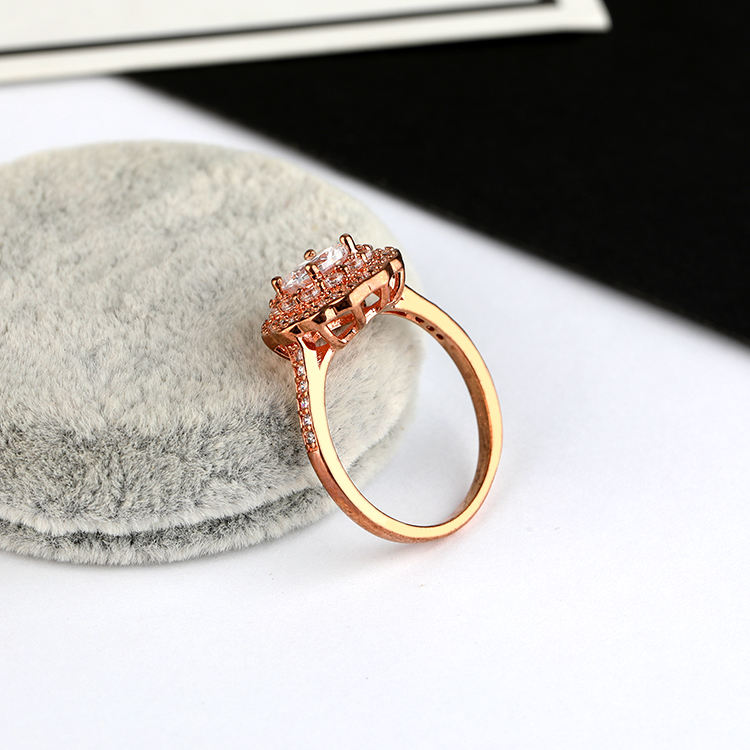 Anillo de oro