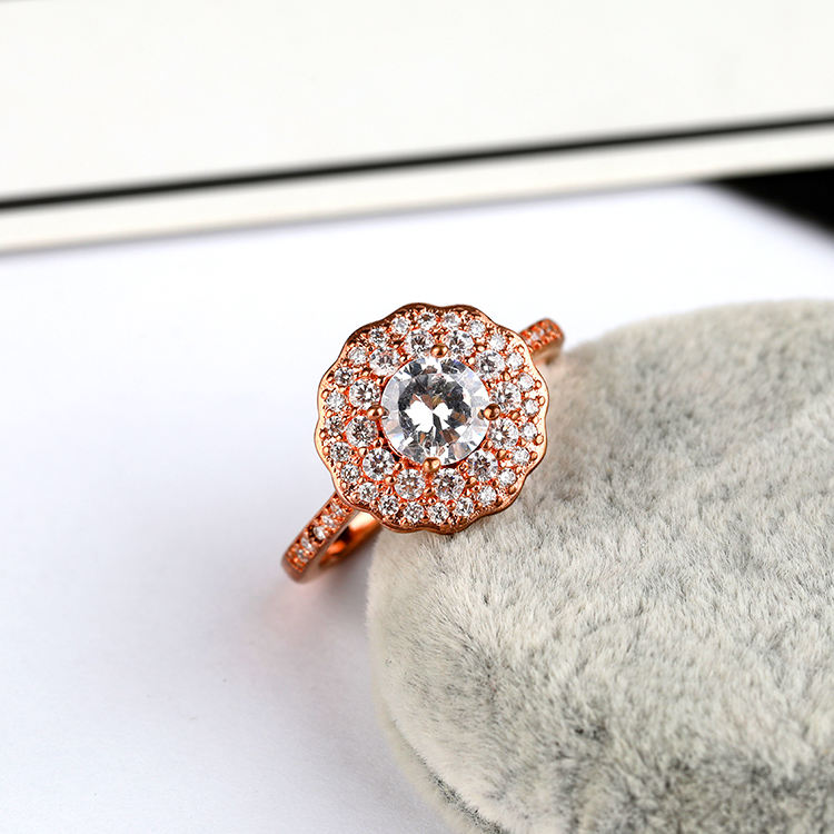 Anillo de oro