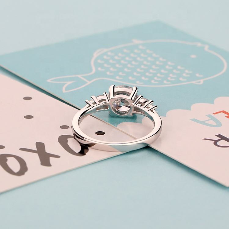 Anillo de plata
