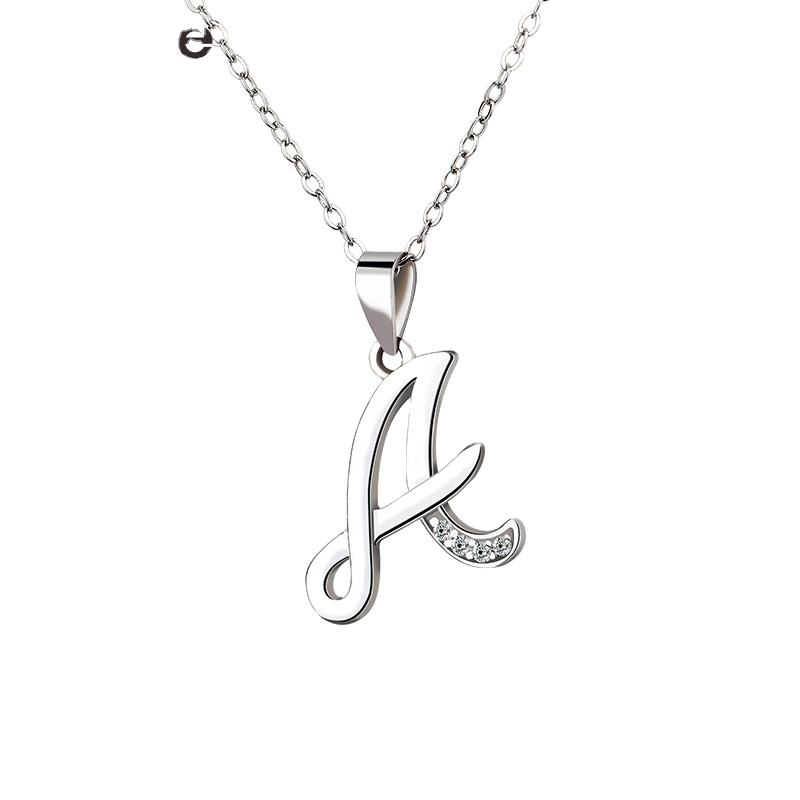 Collar de la letra a