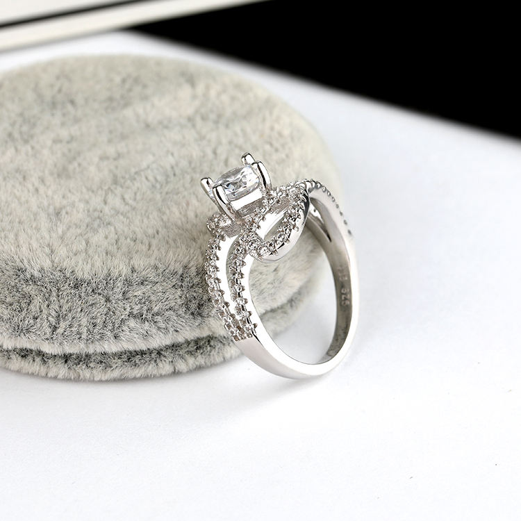 Anillo de compromiso de diamante