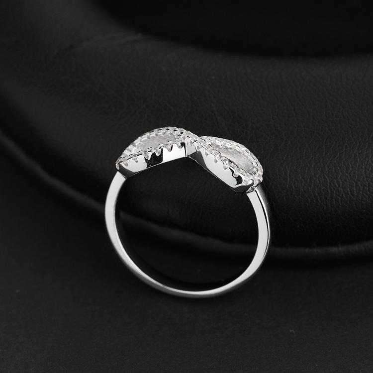 Anillo de diamante de plata