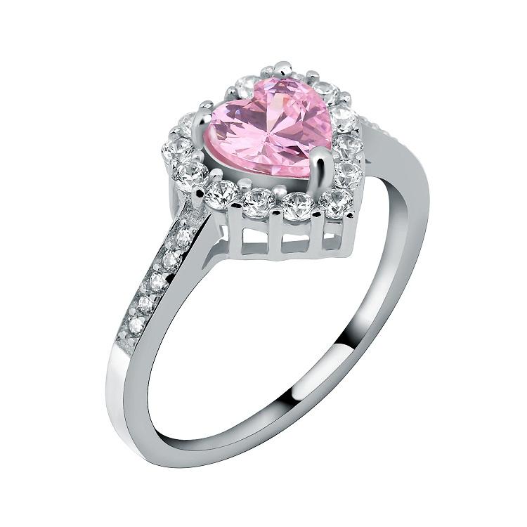 Anillo de moda en forma de corazón