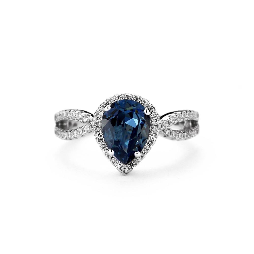 Anillo de piedra de pera