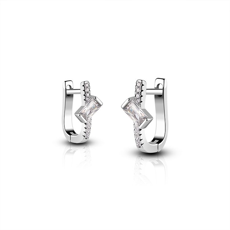 Pendientes sin diamantes Pendientes de declaración de circón circular fino Pendiente vintage de plata esterlina delicada para mujer