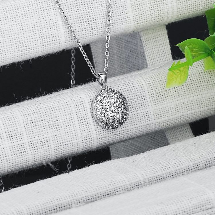 Collar de bailarina con colgante de joyería en forma de cúpula