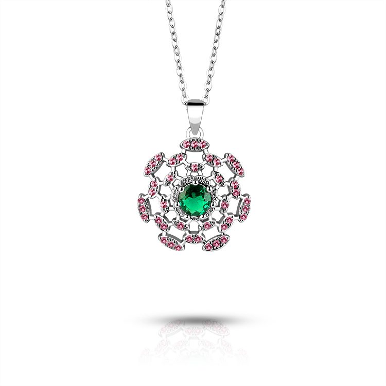 Collar de cristal, collar con colgante redondo de circonita cúbica geométrica, joyería plateada, logotipo personalizado, corazón plateado de Shenzhen para mujer