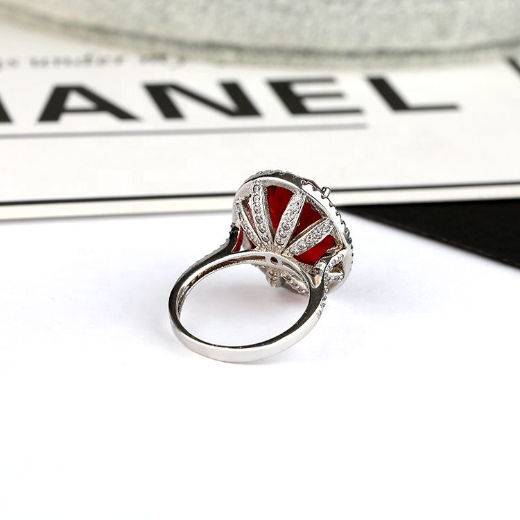 Anillo de compromiso de rubí con diseño de Mascota para mujer, joyería de moissanita redonda